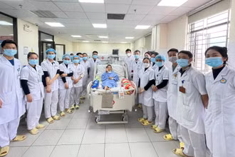 Bệnh nhân khỏe mạnh được xuất viện.