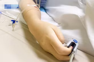 Bệnh nhân phải nằm theo dõi tại viện do tin vào lời uống trà giảm cân.