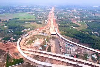Đường T1, T2 kết nối sân bay Long Thành đang được gấp rút thi công.