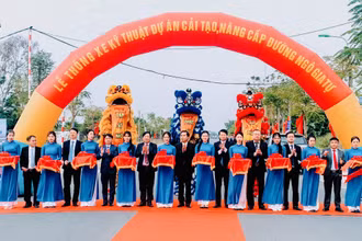 Cắt băng thông xe kỹ thuật dự án cải tạo, nâng cấp đường Ngô Gia Tự.