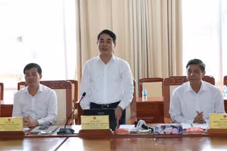 Bí thư Tỉnh ủy Hậu Giang Nghiêm Xuân Thành phát biểu tại buổi làm việc.