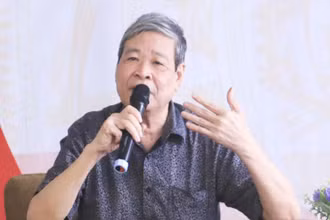 Nhà thơ, nhạc sĩ Nguyễn Thụy Kha. Ảnh: thethaovanhoa.vn
