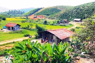 Người dân địa phương, nhất là vùng dân tộc thiểu số, đang mong chờ nguồn vốn từ các chương trình mục tiêu quốc gia.