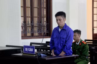 Bị cáo Thò Bá Cha tại phiên tòa xét xử.