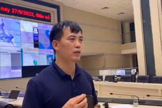 Ông Nguyễn Văn Hưởng - Trưởng Phòng Thời tiết, Trung tâm Dự báo Khí tượng Thủy văn quốc gia (Ảnh: THANH TRÀ)