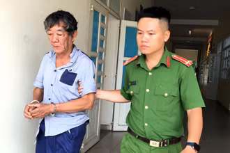 Nghi can Trần Văn Chương bị bắt giữ.