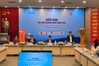 Quang cảnh buổi diễn đàn. (ẢNH: MINH DŨNG)