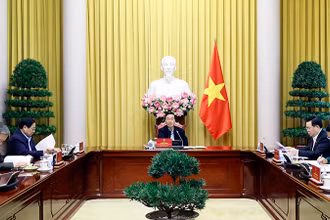 Chủ tịch nước Võ Văn Thưởng chủ trì Phiên họp thứ tư Hội đồng Quốc phòng và An ninh nhiệm kỳ 2021-2026. (Ảnh: TTXVN) 