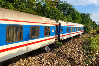 Khu vực tàu SE2 bị trật bánh thuộc khu gian Sông Phan-Suối Vận, tại lý trình Km1572, thuộc xã Tân Lập, huyện Hàm Thuận Nam, Bình Thuận.