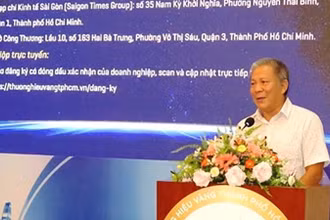 Đại diện Hội đồng bình chọn giải thưởng giới thiệu thể lệ tham gia giải thưởng