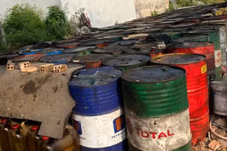 Tang vật công an phát hiện tại nhà ông M.