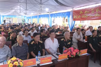 Quang cảnh buổi Lễ kết nghĩa và giao lưu 3 trung đoàn, Trung đoàn 1 - U Minh, Trung đoàn 1 (Đoàn Ba Gia), Trung đoàn 88 (Đoàn Tu Vũ).
