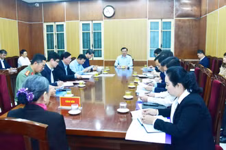 Bí thư Thành ủy Hà Nội Đinh Tiến Dũng chủ trì buổi tiếp công dân sáng 17/3.