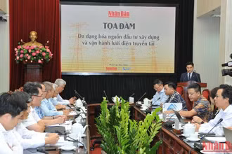 Quang cảnh tọa đàm. (Ảnh: ĐĂNG KHOA)