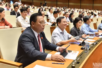 Luật Thủ đô (sửa đổi) được Quốc hội thông qua với tỷ lệ tán thành cao. (Ảnh: ĐĂNG KHOA)