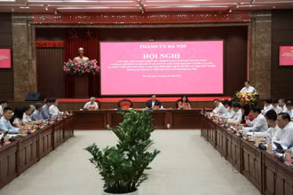Quang cảnh hội nghị sáng 26/10.
