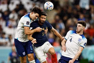 Tiền đạo Olivier Giroud (số 9) tỏa sáng giúp Pháp giành vé vào bán kết World Cup 2022. (Ảnh: Reuters)