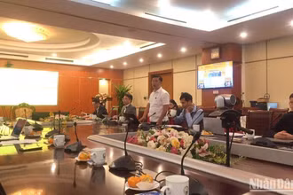 Quang cảnh buổi họp báo.