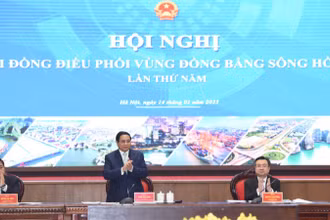 Thủ tướng Phạm Minh Chính chủ trì Hội nghị Hội đồng điều phối vùng Đồng bằng sông Hồng lần thứ năm. (Ảnh: TRẦN HẢI)