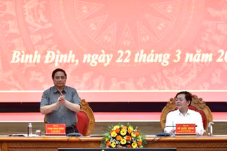 Thủ tướng Phạm Minh Chính chủ trì cuộc làm việc với Ban Thường vụ Tỉnh ủy Bình Định. (Ảnh: THANH GIANG)