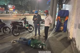 Cảnh sát hình sự, Công an thành phố Dĩ An bắt giữ đối tượng Nguyễn Tấn Kỵ trên đường di chuyển.