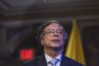 Sau khi Tổng thống Gustavo Petro lên nắm quyền, 2 bên đã thống nhất nối lại các cuộc đàm phán. (Ảnh: Bloomberg)