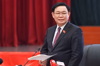 Chủ tịch Quốc hội Vương Đình Huệ phát biểu tại buổi làm việc. (Ảnh: DUY LINH)