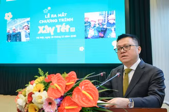 Đồng chí Lê Quốc Minh, Ủy viên Trung ương Đảng, Tổng Biên tập Báo Nhân Dân, Phó trưởng Ban Tuyên giáo Trung ương, Chủ tịch Hội Nhà báo Việt Nam phát biểu tại chương trình. (Ảnh: THÀNH ĐẠT)
