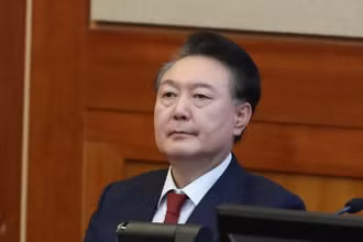 Tổng thống Hàn Quốc Yoon Suk Yeol tại Tòa án Hiến pháp ở Seoul ngày 20/2/2025. (Ảnh: THX/TTXVN)