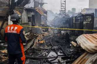 Vụ hỏa hoạn tại một khu dân cư ở Manila, Philippines, ngày 29/12/2022. (Ảnh minh họa: Xinhua) 