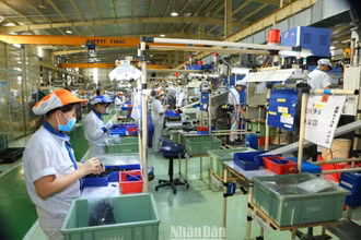 Đa số doanh nghiệp đánh giá tích cực về tình hình sản xuất kinh doanh quý I/2023. (Ảnh minh họa: THÀNH ĐẠT)