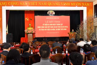 Quang cảnh lễ kỷ niệm. (Ảnh: ĐĂNG KHOA)