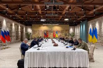 Cuộc đàm phán giữa phái đoàn Nga và Ukraine tại Istanbul, Thổ Nhĩ Kỳ ngày 29/3/2022. (Ảnh: REUTERS)