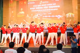 Ngày hội giọt hồng yêu thương ở Hà Tĩnh