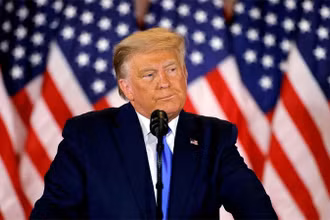 Cựu Tổng thống Mỹ Donald Trump phát biểu tại Nhà trắng, ngày 4/11/2020. (Ảnh: Reuters)