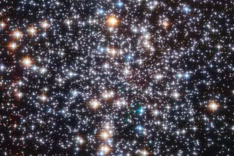 Cụm sao Messier 4, nơi kính Hubble phát hiện hố đen mới. (Nguồn: Live Science)