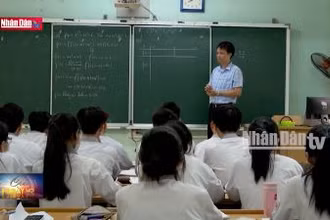 Miễn học phí cho học sinh các cấp