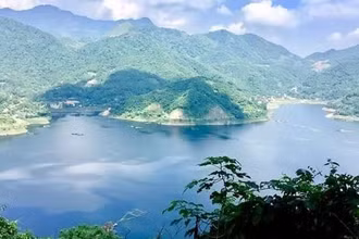 Với những tiềm năng du lịch lớn, Đà Bắc đã nỗ lực để phát triển du lịch thành kinh tế mũi nhọn.