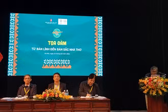 Ngày thơ Việt Nam: Từ bản lĩnh đến bản sắc nhà thơ