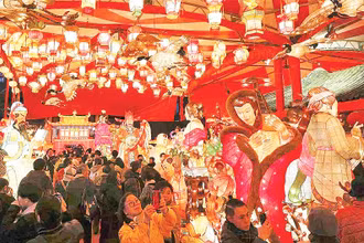 Lễ hội đèn lồng được tổ chức tại thành phố Nagasaki, Nhật Bản. (Ảnh JAPANNEWS)