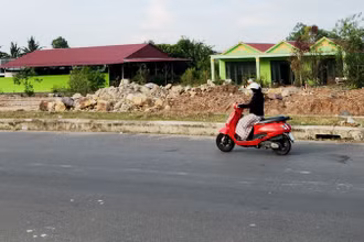 Các căn nhà ông Lý Thanh Giàu xây dựng trên phần đất bao chiếm của vợ chồng ông Trần Quốc Tuấn và bà Nguyễn Thị Mỹ Lệ.