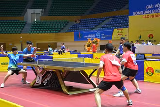 [Video] Thành phố Hồ Chí Minh đăng quang nội dung đôi nam - nữ sau màn lội ngược dòng kịch tính 