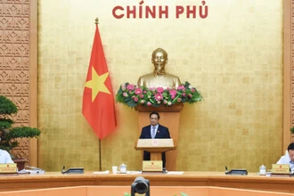 [Ảnh] Thủ tướng Phạm Minh Chính chủ trì Phiên họp Chính phủ thường kỳ tháng 4/2025