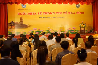 Quang cảnh buổi chia sẻ.