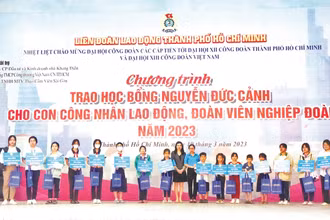 Liên đoàn Lao động Thành phố Hồ Chí Minh tổ chức trao học bổng Nguyễn Đức Cảnh cấp thành phố năm 2023.