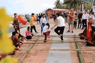 Đà Nẵng tổ chức nhiều hoạt động phục vụ người dân và du khách.