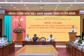 Đoàn đại biểu Quốc hội thành phố Hà Nội tiếp xúc cử tri ba quận: Nam Từ Liêm, Cầu Giấy, Thanh Xuân.