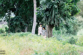 Một cảnh trong bộ phim “Tôi thấy hoa vàng trên cỏ xanh” - tác phẩm đầu tiên được Nhà nước (đặt hàng) và tư nhân hợp tác làm phim, đã tạo tiếng vang.