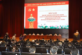Toàn cảnh hội nghị.