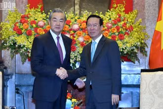 Chủ tịch nước Võ Văn Thưởng tiếp Bộ trưởng Ngoại giao Trung Quốc Vương Nghị. (Ảnh: Đăng Khoa)